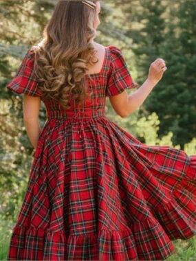 Chelsea Reece Novella Red Plaid Dress Holiday Corset Back Pockets Plus Size 24